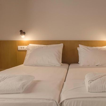 Kalypso Studios & Rooms Палеохора Экстерьер фото